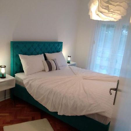 Cvijetna Oaza Apartment Требине Екстериор снимка